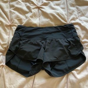 Lululemon speed up short